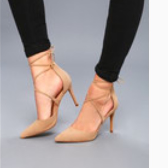 Lulus nude strappy heel closed toe - never worn! - Picture 3 of 3